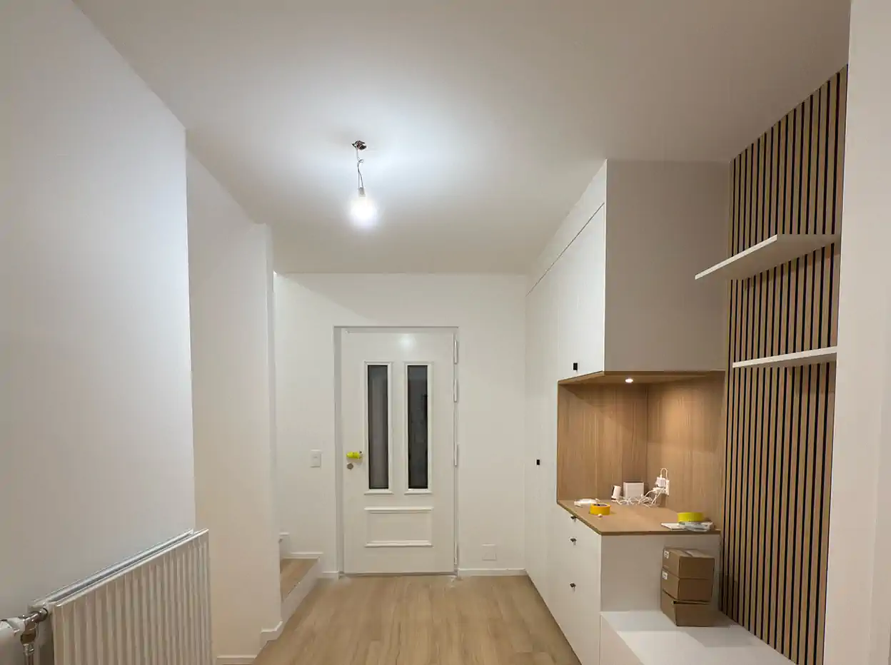 Peinture salon moderne